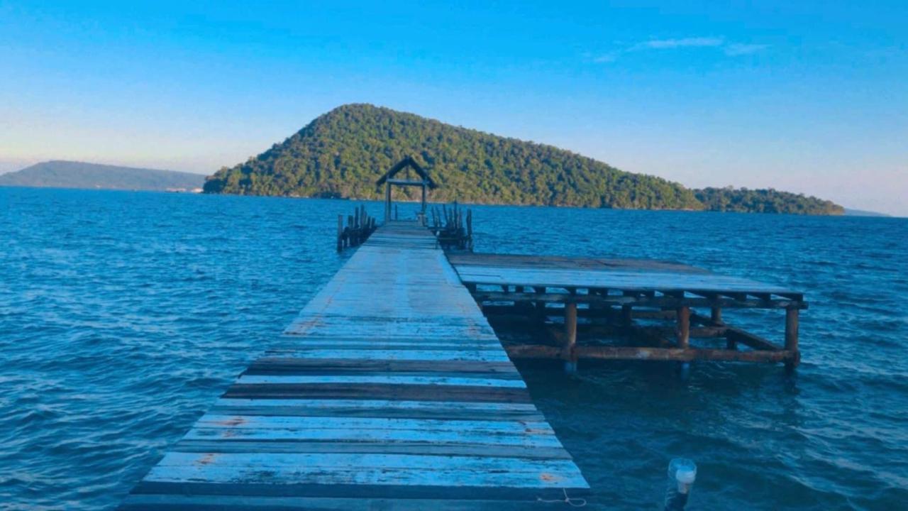 The Cliff Hostel, M'Pay Bay Koh Rong Sanloem Exterior photo